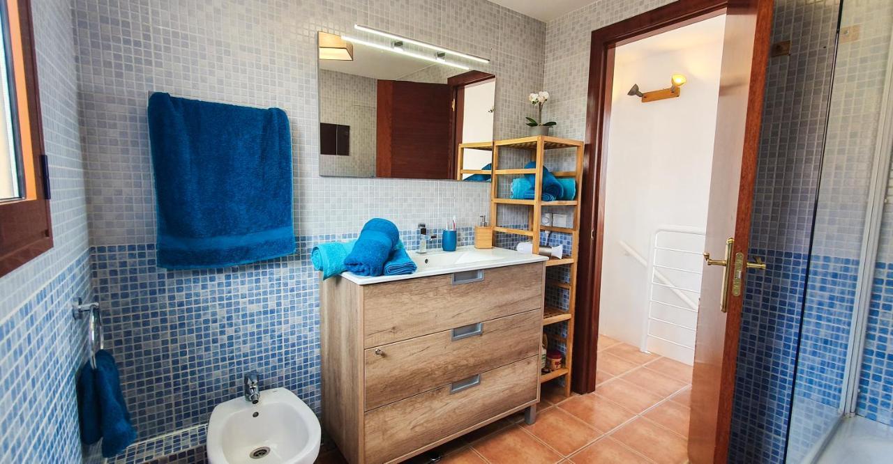 Oasis Desert - Holiday Home With Pool & Garden Near Corralejo And Lajares Exterior photo